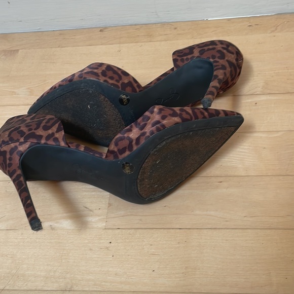 Jessica Simpson Leopard Print Heels - Picture 8 of 9